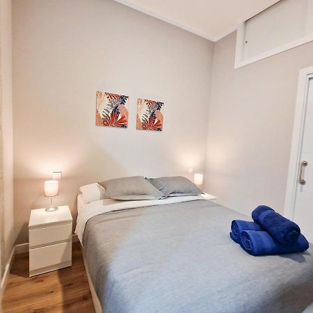 Apartamentos Manzanares 'Madrid Rio' Exterior photo