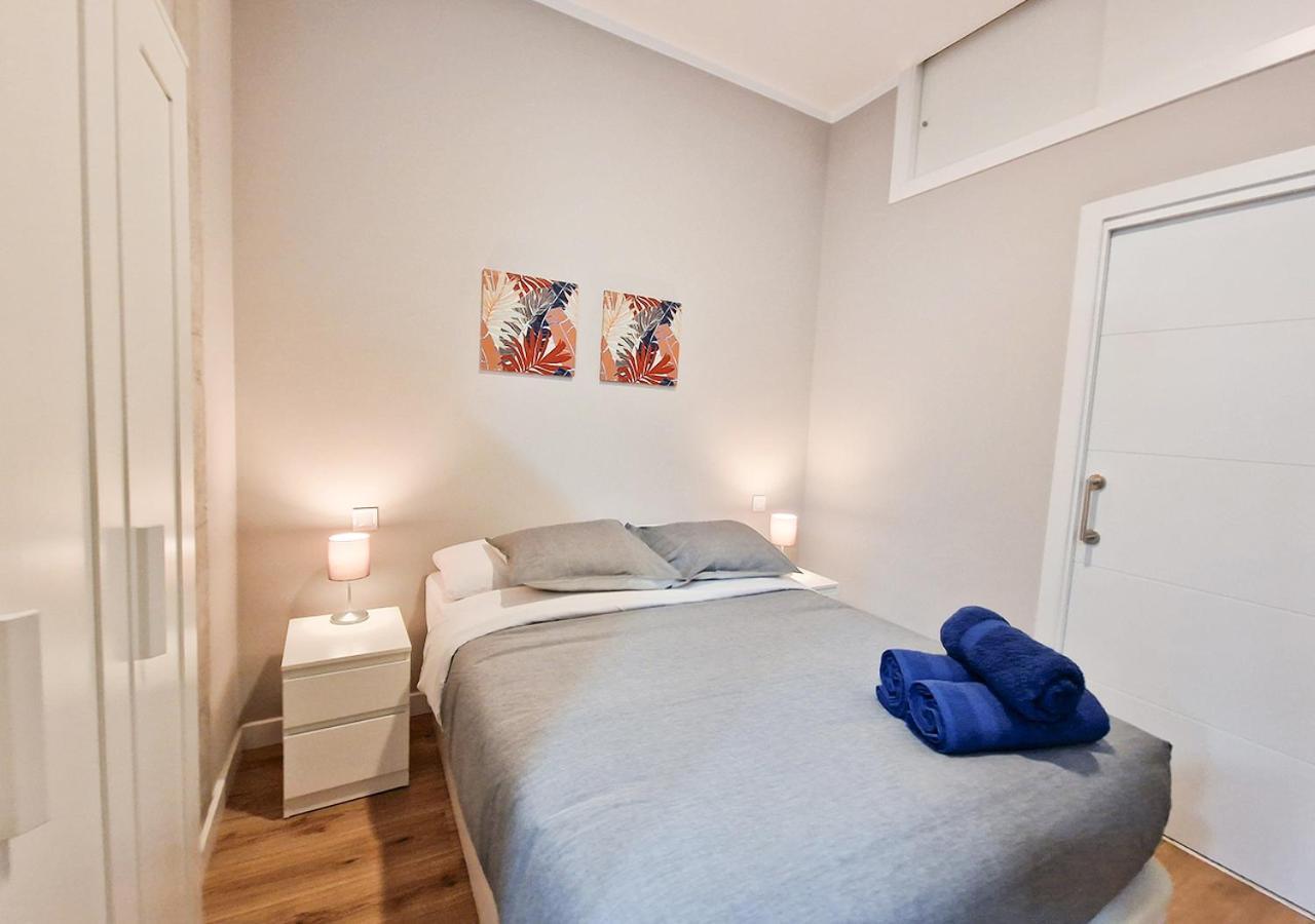 Apartamentos Manzanares 'Madrid Rio' Exterior photo